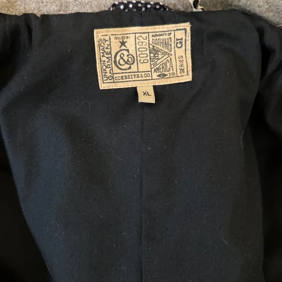 Cohesive & Co light brown peacoat - Picture 5 of 5